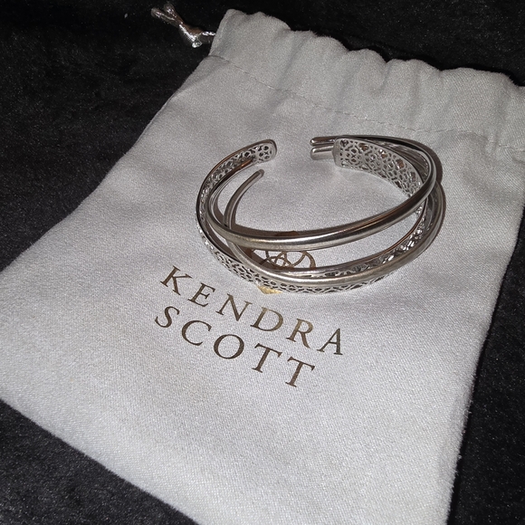 Kendra Scott Silver Tiana Cuff Bracelet Set - Picture 13 of 16